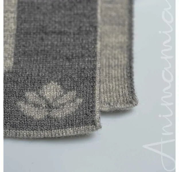 100% Merino Wool Shawl CUSTOMIZABLE. OM design. Soft, Warm, Natural. Made in Italy